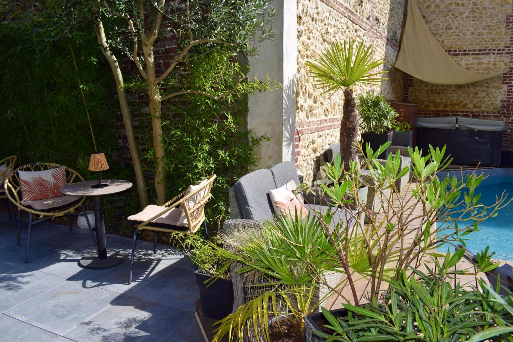 Le Trophee Boutique Hotel Spa- La Loggia Appart'Hotel Deauville Kültér fotó
