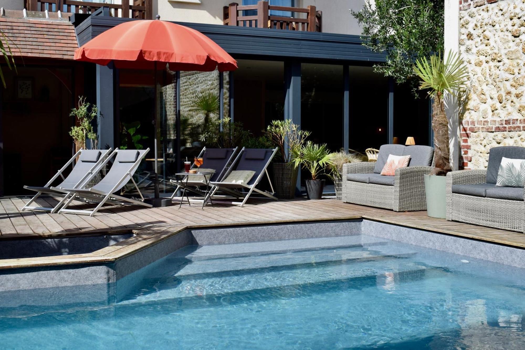 Le Trophee Boutique Hotel Spa- La Loggia Appart'Hotel Deauville Kültér fotó
